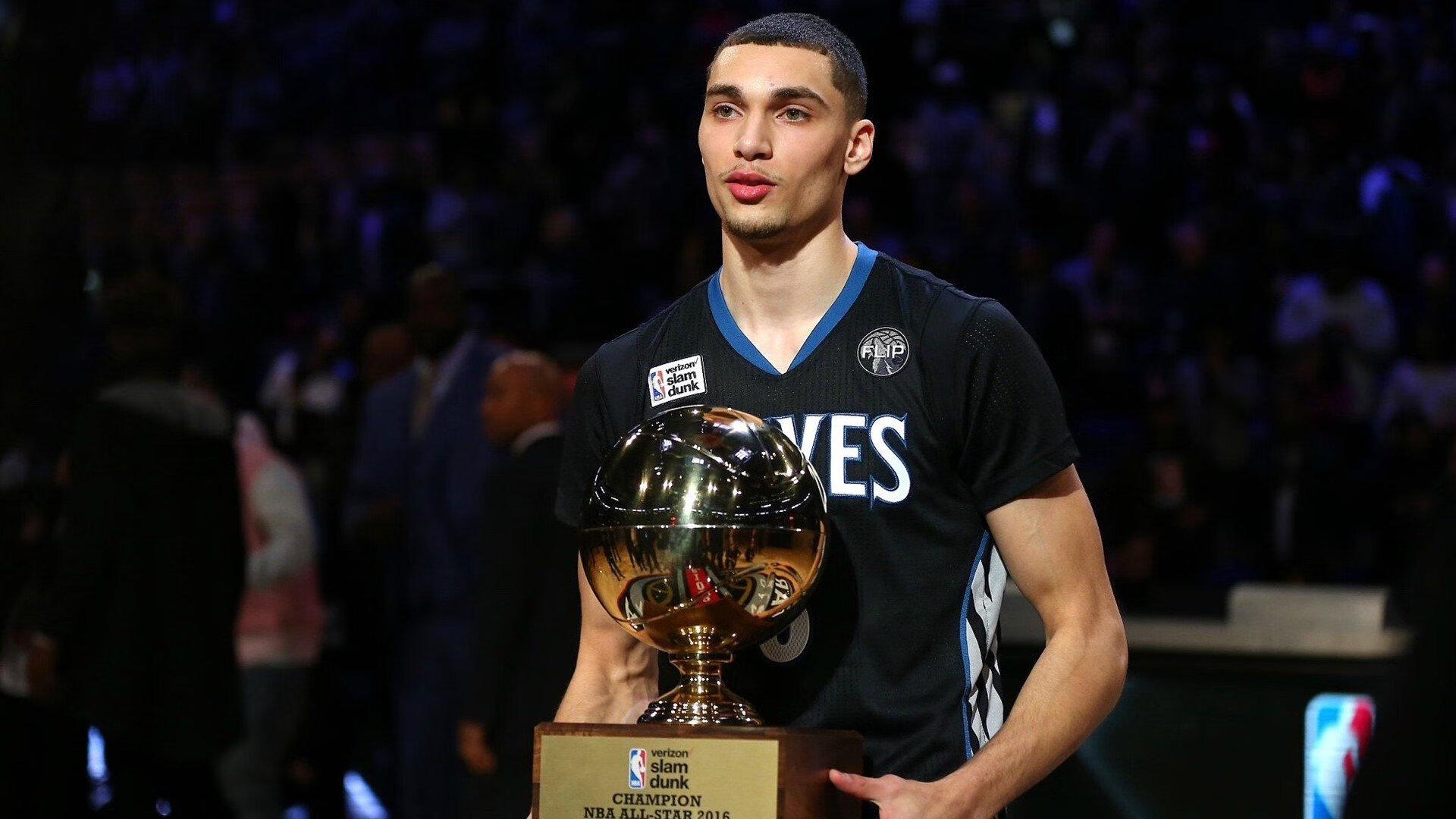 差点尬住！吴艳妮和网红博主合照突然被问，平时看NBA吗？