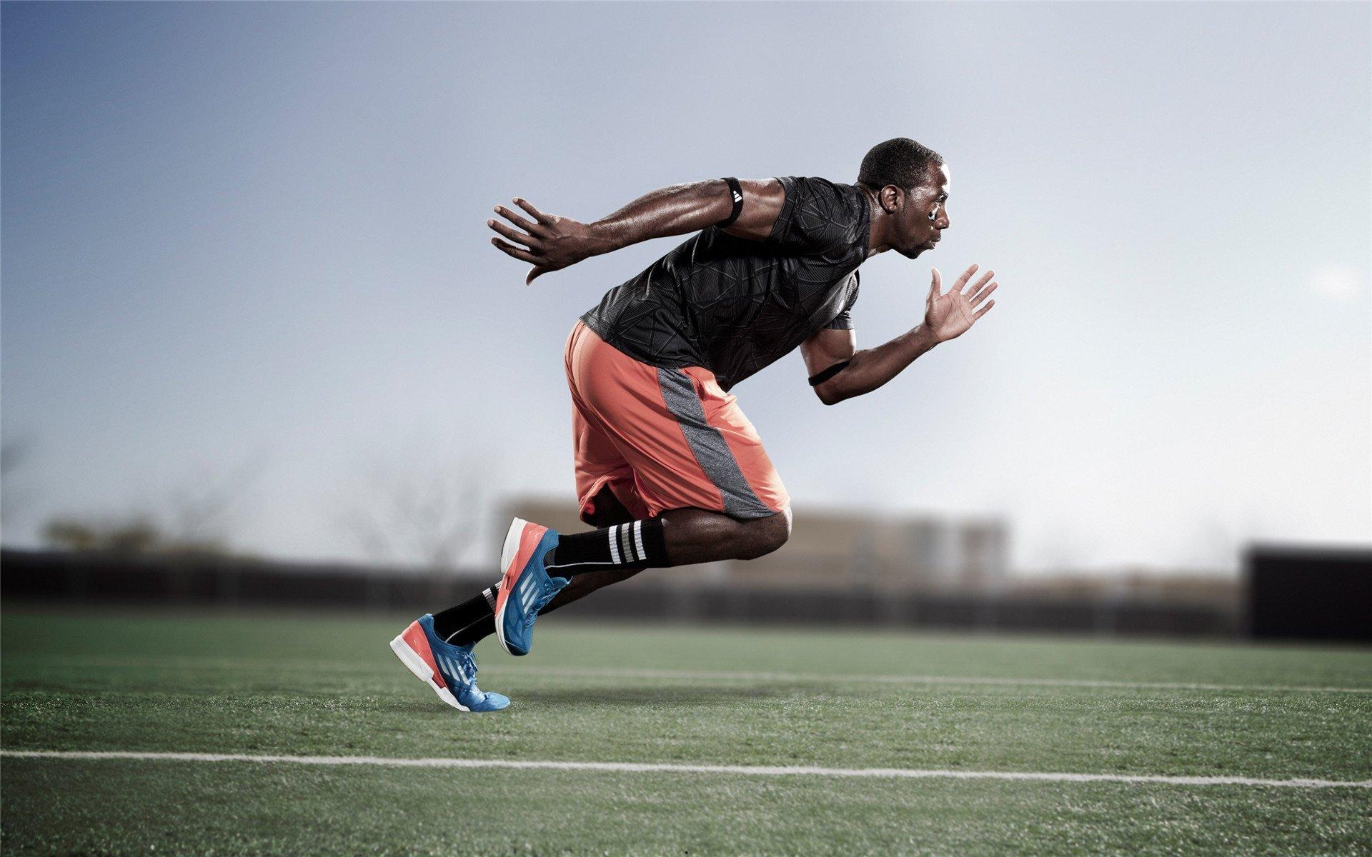 双线领跑显统治力，四线从容见真章，枪手展